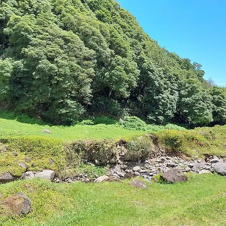 Casa Do Sanguinho Faial da Terra